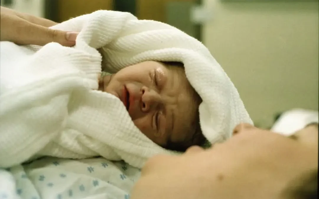 Średnio 2,46 porodu dziennie. Szpital w Śremie podał statystyki za czerwiec