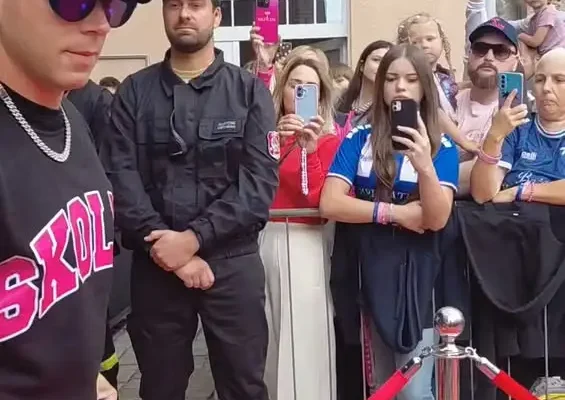 Skolim uhonorowany gwiazdą w Śremie. Dołączył do grona wyróżnionych artystów