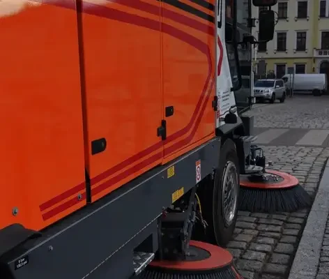 PGK Śrem wzbogaca flotę o zamiatarkę Dulevo D6 zasilaną CNG