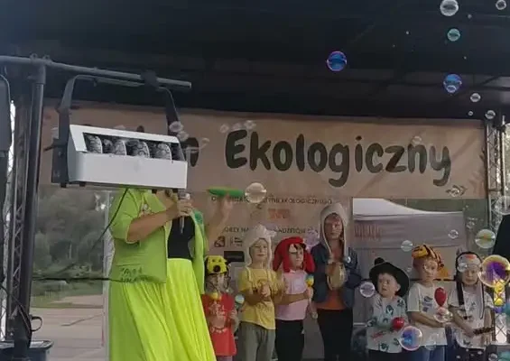 Festyn Ekologiczny w Śremie trwa – Lady Fama Show na scenie