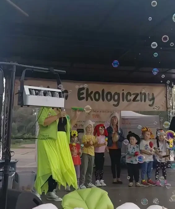 Festyn Ekologiczny w Śremie trwa – Lady Fama Show na scenie