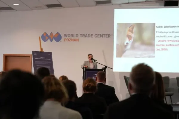 II Poznański Kongres Praw Zwierząt: Śrem dzieli się doświadczeniami ze schroniskiem w Gaju