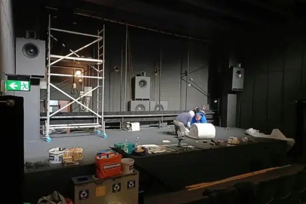 Kino Słonko w Śremie modernizuje sprzęt – nowy ekran i projektor